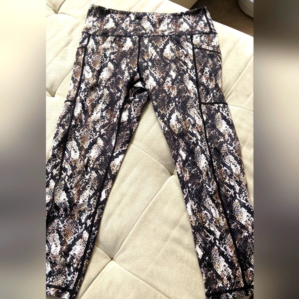 Constantly Varied Gear leggings